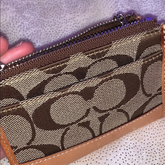 Small Coach Coin Purse/AUTHENTIC - Picture 4 of 4